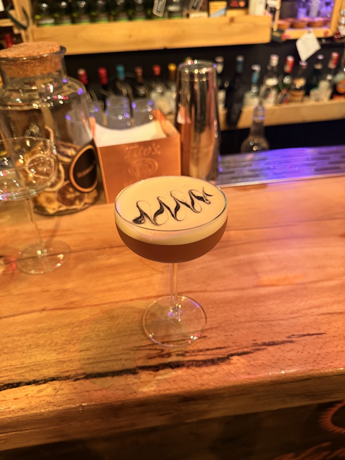 Robescu 14-The Potion Bar